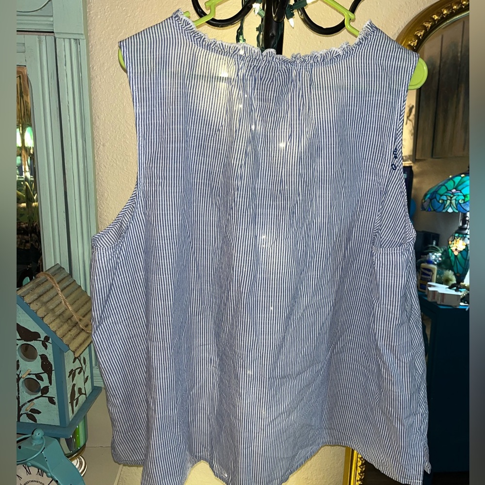 Lane Bryant Sleeveless Embroidered Top Sz 20 - Picture 5 of 8
